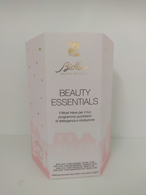 BIONIKE DEFENCE BEAUTY ESSENTIALS KIT NATALE 2023 - farmacia015